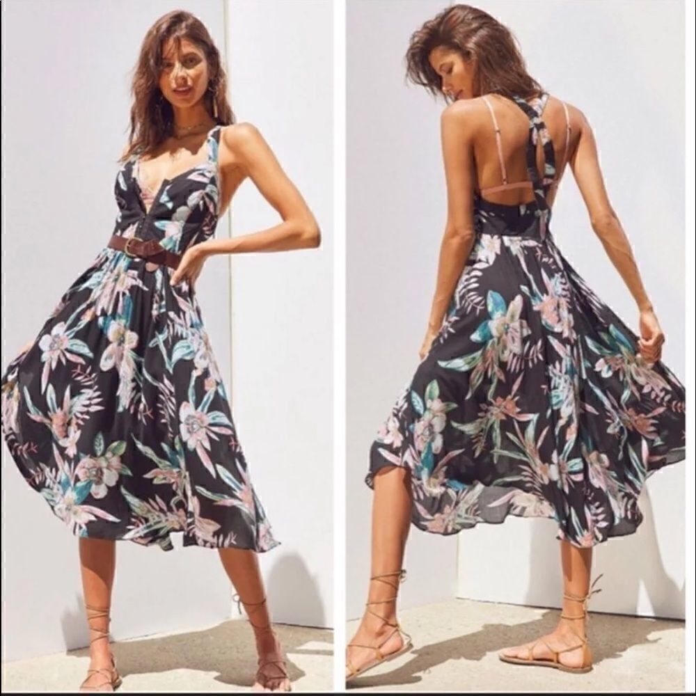 Urban Outfitters Kimchi Blue Black Tropical Floral